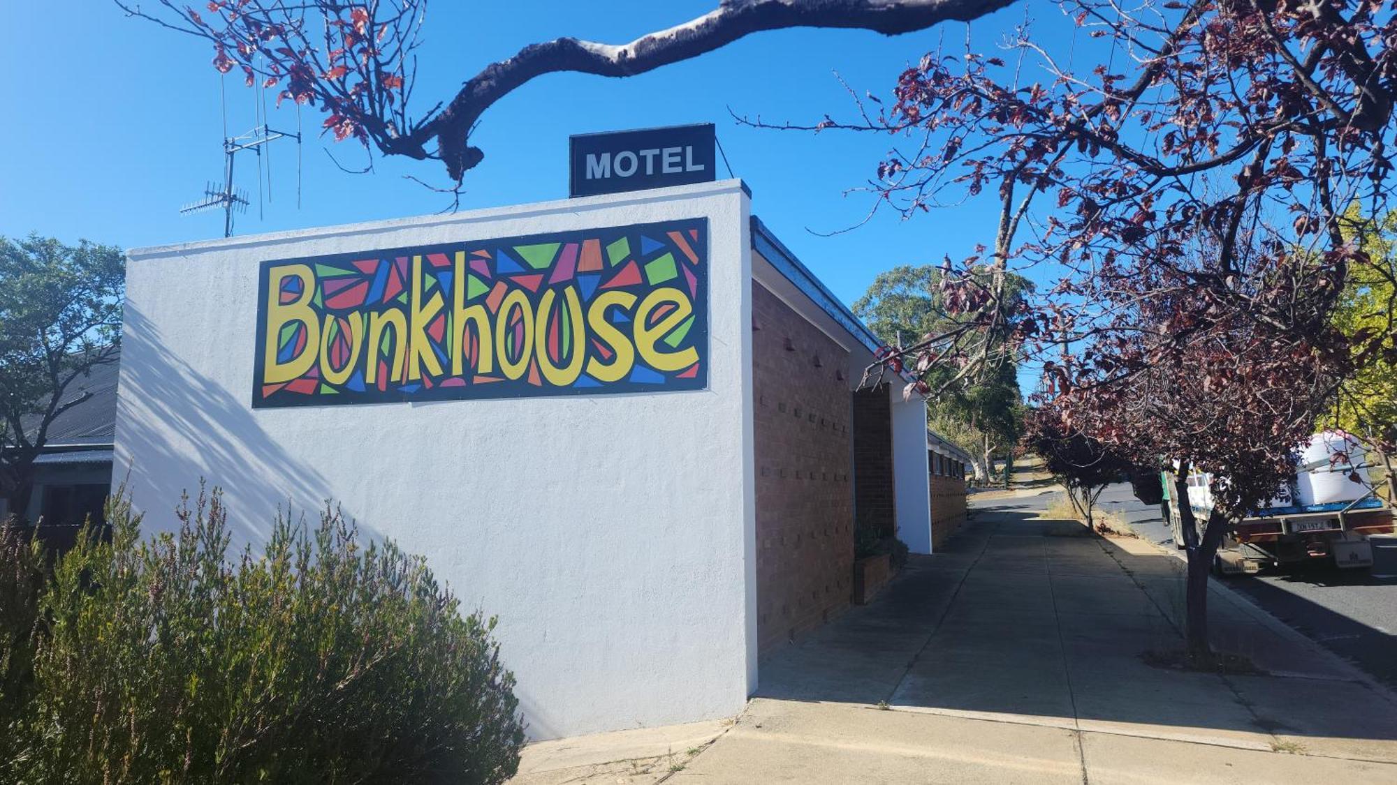 Bunkhouse Motel Cooma Zewnętrze zdjęcie